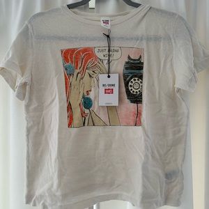 Redone ‘Just Bring Wine’ Graffic Cropped Tee